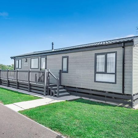 Home Farm Park Lakeside Retreat Burgh le Marsh Room photo